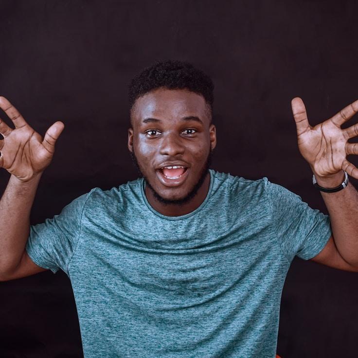 Kaveri Mehta, Lead Design Curator at BondexiRavola, reviewing corporate floral arrangements